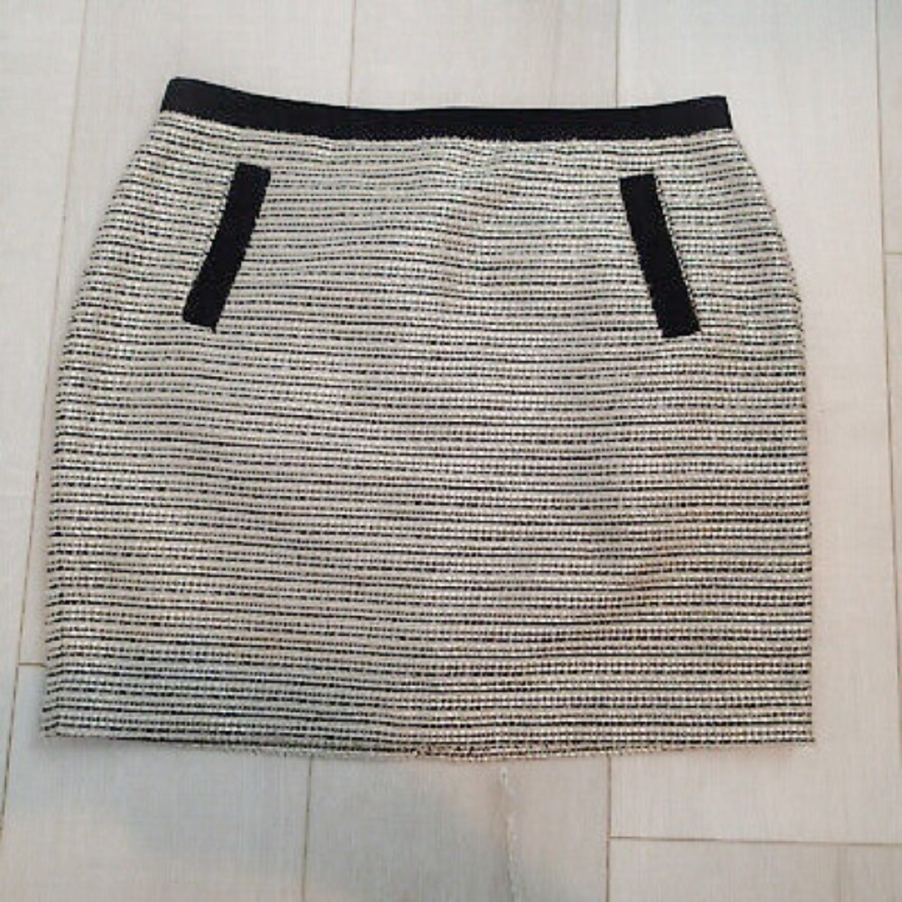 NWT Ann taylor loft skirt black/ gray metallic size 4 petite - Picture 2 of 5